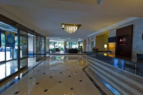 Best Western Plus Hotel Konak — фото 1