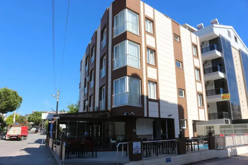 Corner Boutique Hotel — фото 1