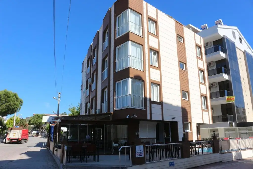 Corner Boutique Hotel — фото 1