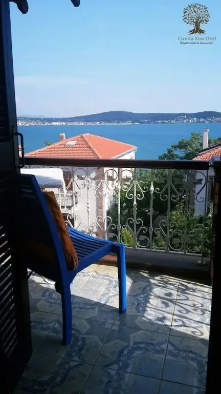 Cunda Sim Otel — фото 1