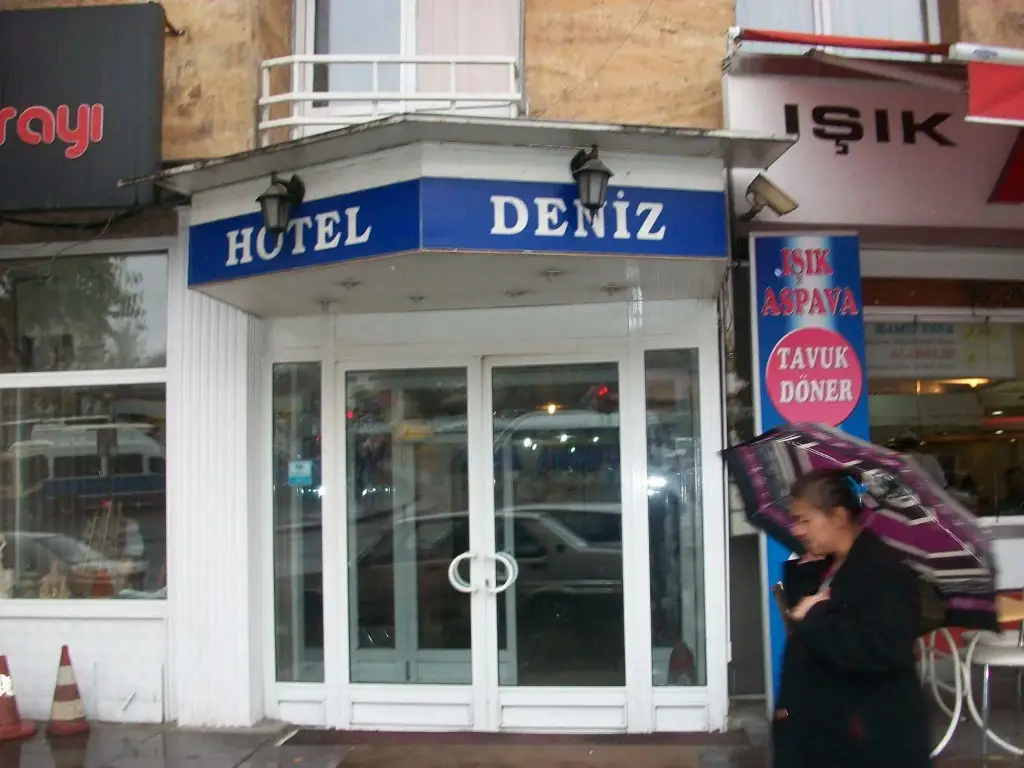 Deniz Hotel — фото 1