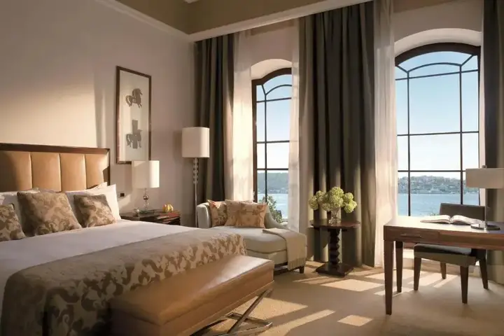 Стамбул: Four Seasons Hotel Istanbul at the Bosphorus