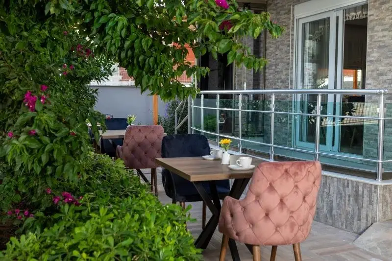 Анталья: Toprak Apart Otel
