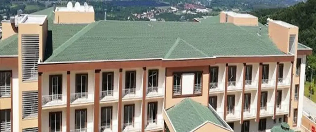 Kartepe Akçakoca Mesleki ve Teknik Anadolu Lisesi — фото 1
