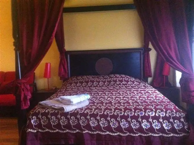 Османгази: 399 Uludağ Konuk Evi