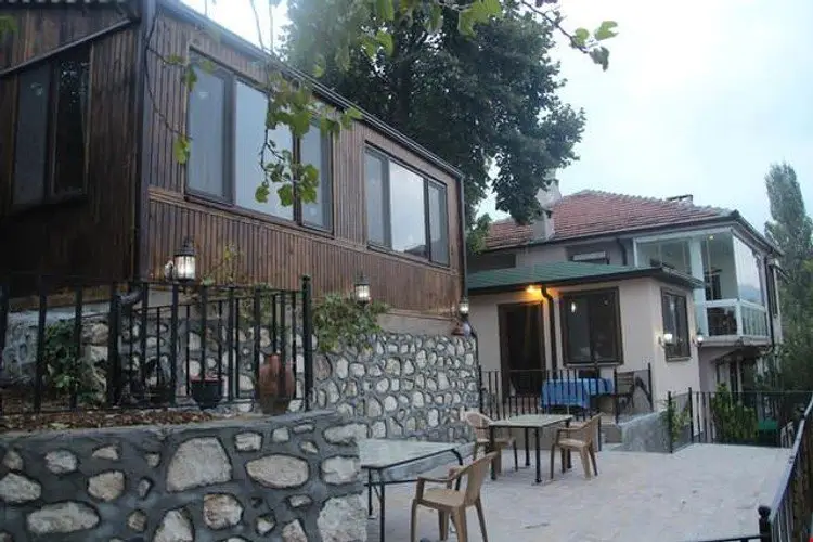 Османгази: 399 Uludağ Konuk Evi