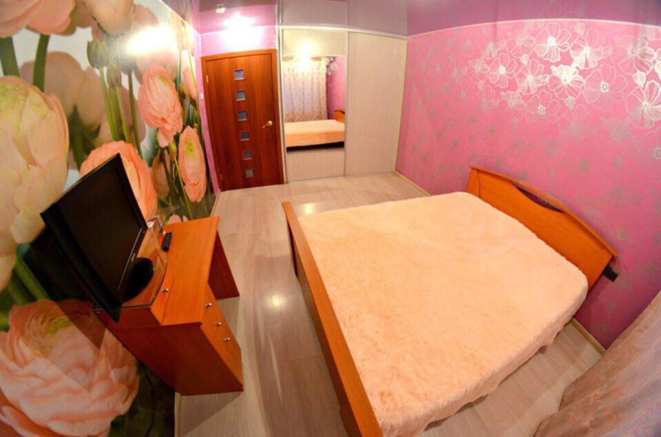 Кемерово: Vip Hotel - Kemerovo Sportivnaya 38