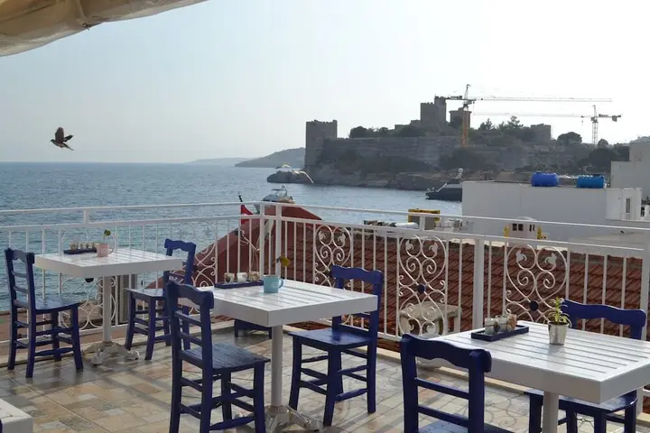 Бодрум: White and Blue Bodrum