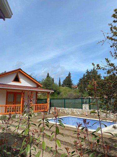 Датча: Villa Back Garden