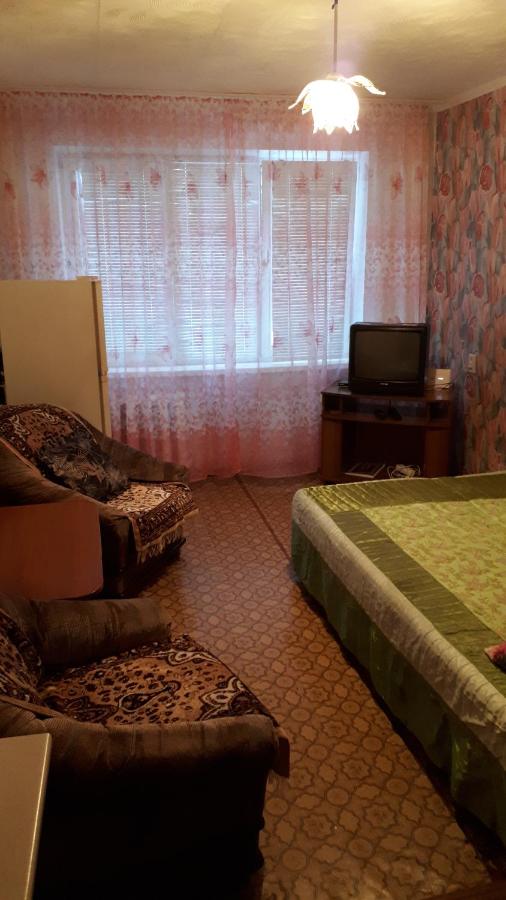 Кемерово: Apartment on Stroiteley 19