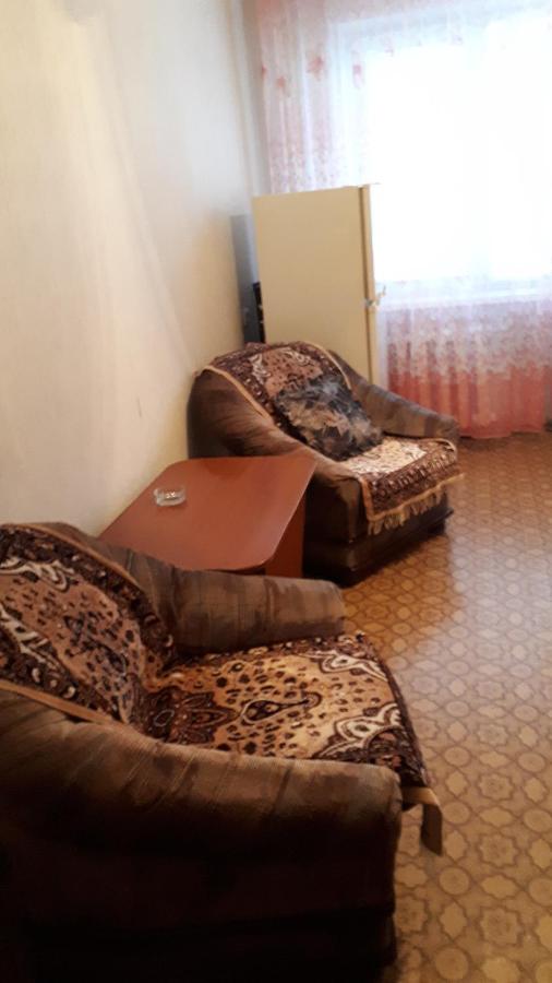 Кемерово: Apartment on Stroiteley 19