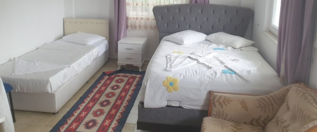 Эдремит: Akcay Bati Motel