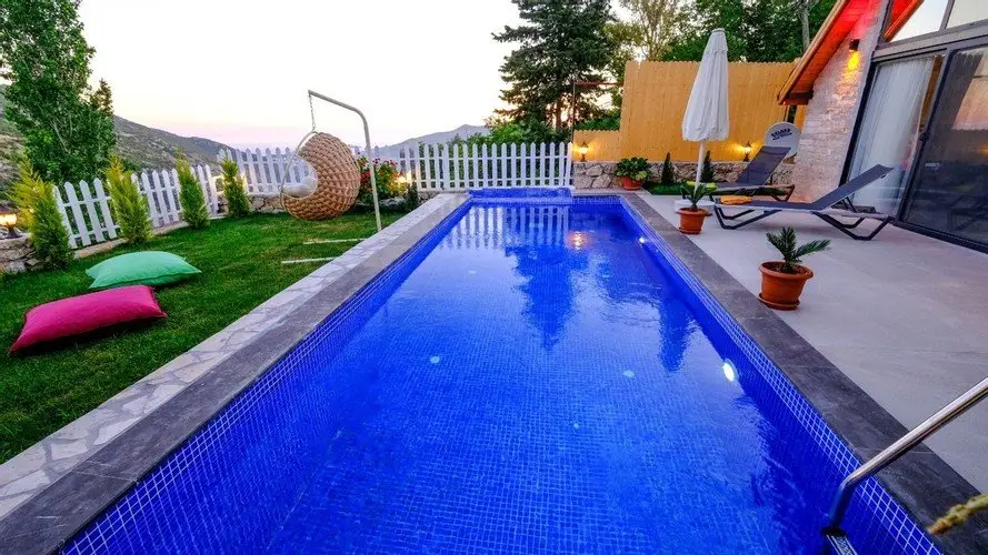 Исламлар: Villa Honeymoon