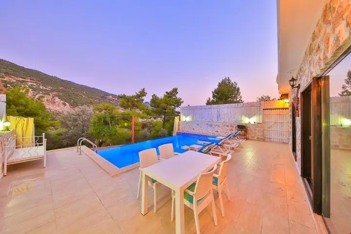 Исламлар: Villa Stone 1
