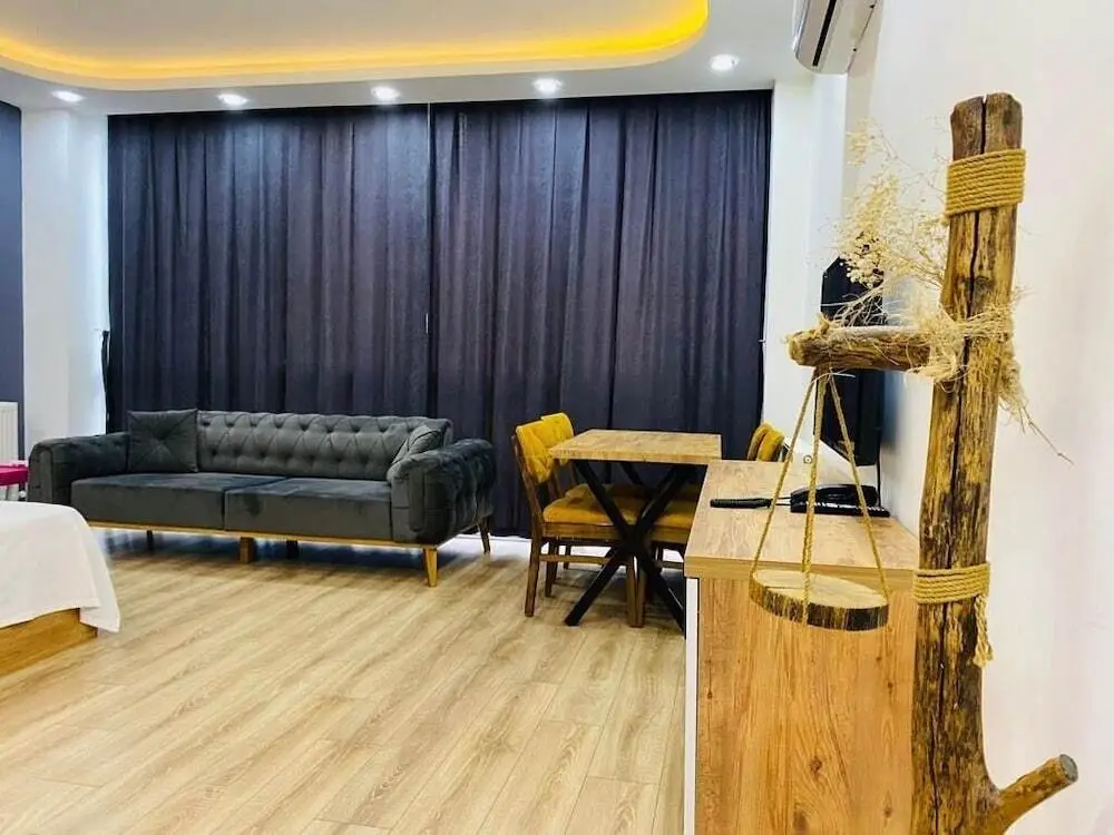 Измир: West Garden Hotel