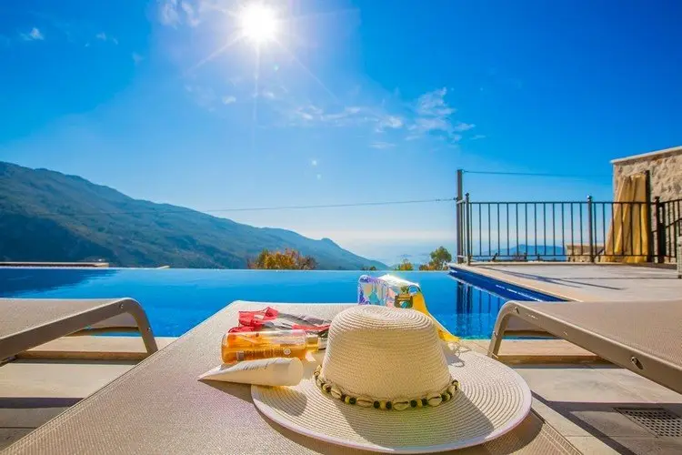 Исламлар: Villa Beyaz 4