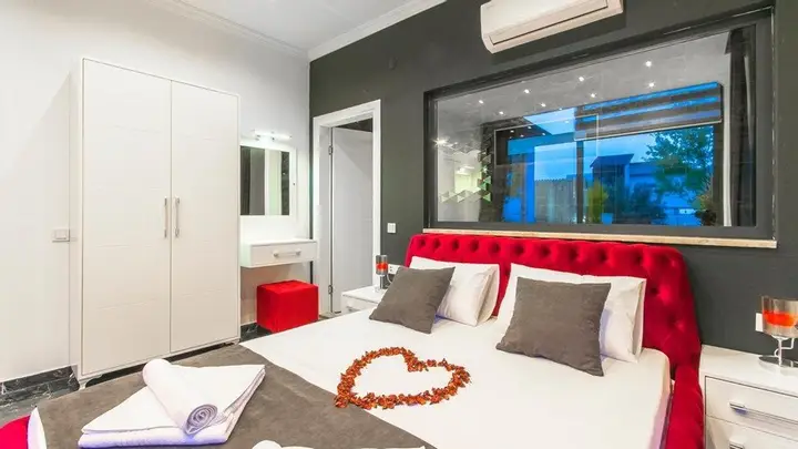 Исламлар: Villa Dream