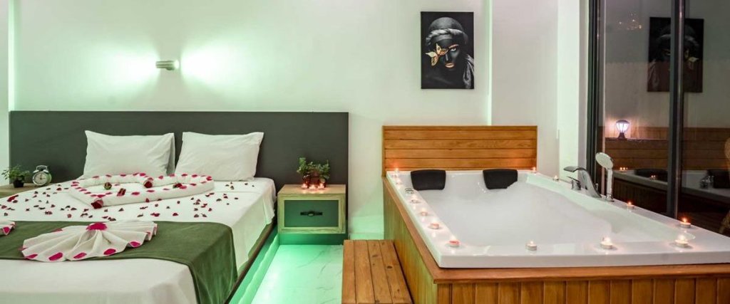 Исламлар: Villa Mars Kalkan