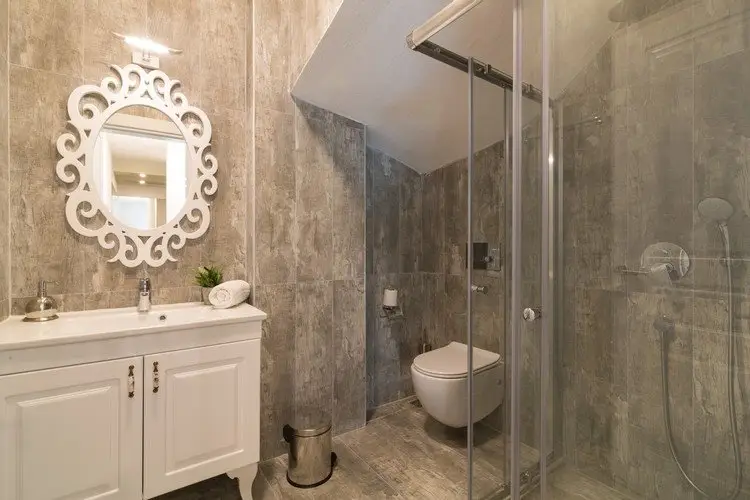 Исламлар: Villa Ice
