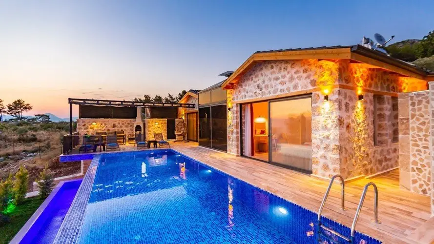 Исламлар: Villa Tarcin