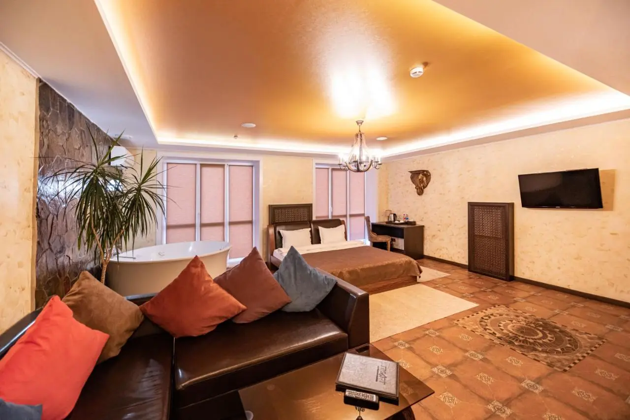 Хабаровск: Pilot Hotel