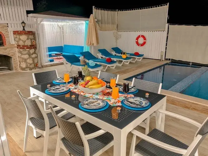 Исламлар: Villa Armada