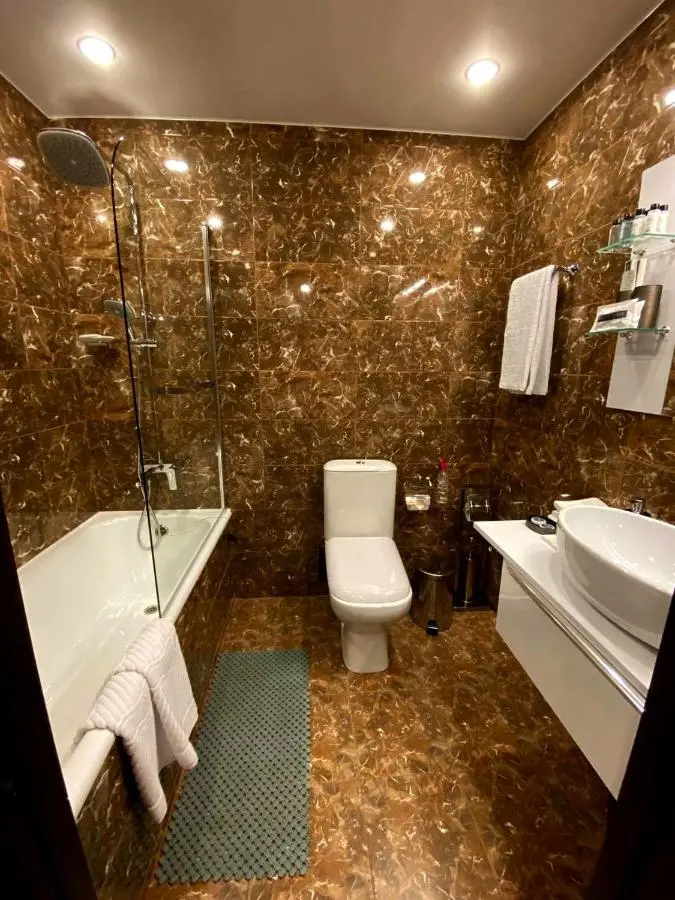 Комсомольск-на-Амуре: Hotel Voskhod