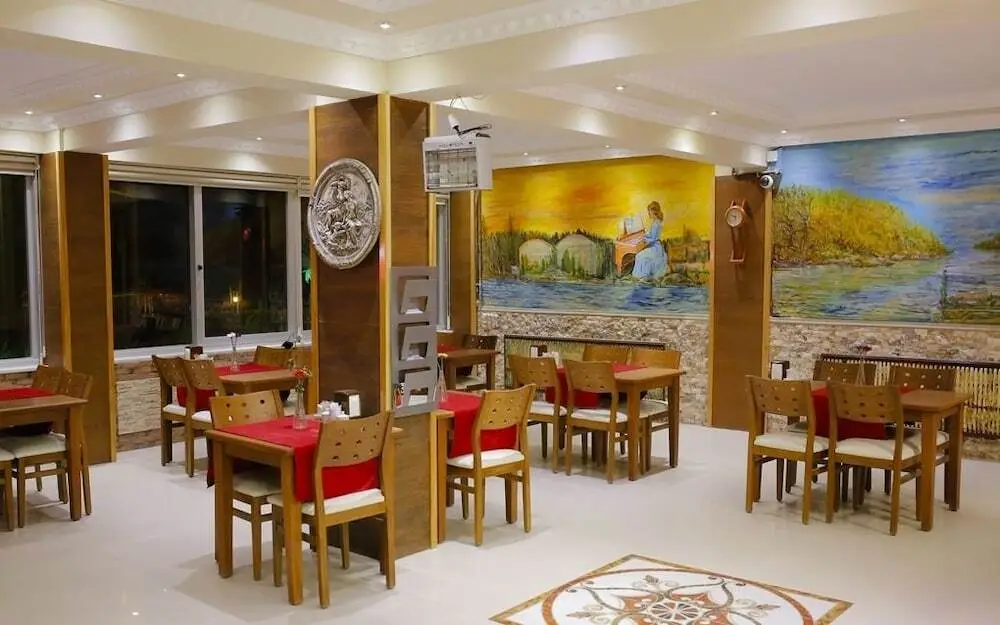 Helvaci: Oguzhan Residence