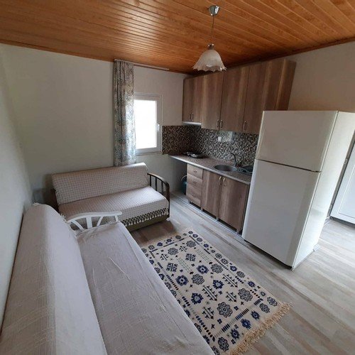 Датча: Ege Badem Apart