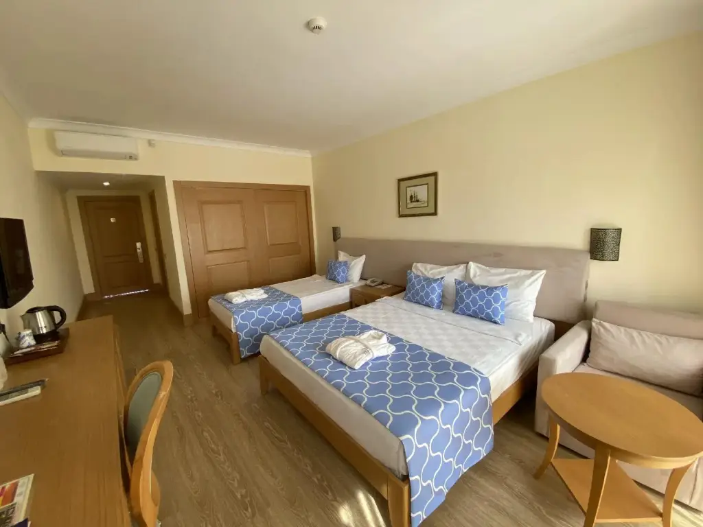 Окурджалар: Gypsophila Holiday Village
