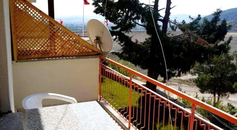 Коркутели: Korkuteli Baraj Hotel