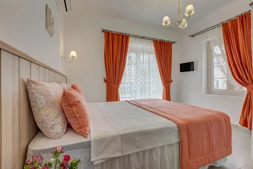 Чешме: Bella pietra otel