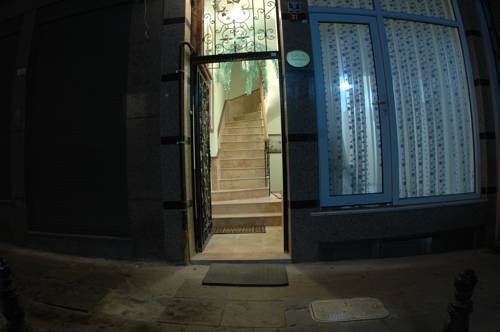 Стамбул: Rain Apart & Hotel Sultanahmet