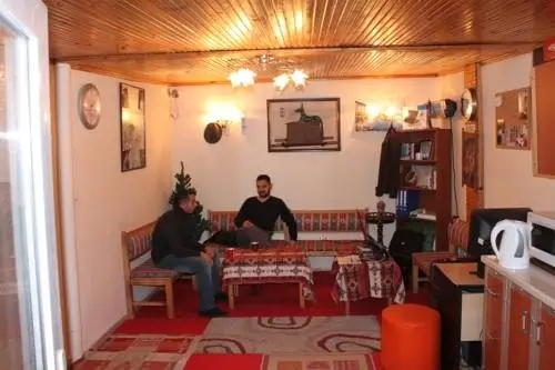 Стамбул: Rain Apart & Hotel Sultanahmet