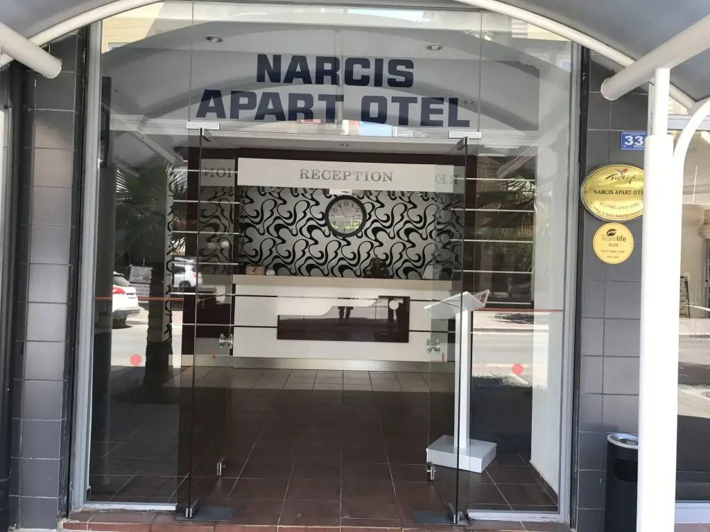 Narcis Apart Hotel — фото 1