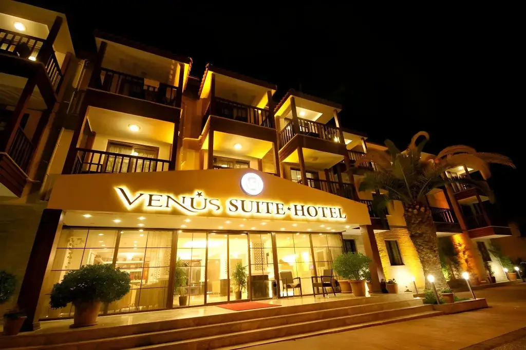 Venus Suite Hotel — фото 1
