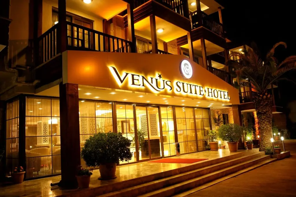 Venus Suite Hotel — фото 1