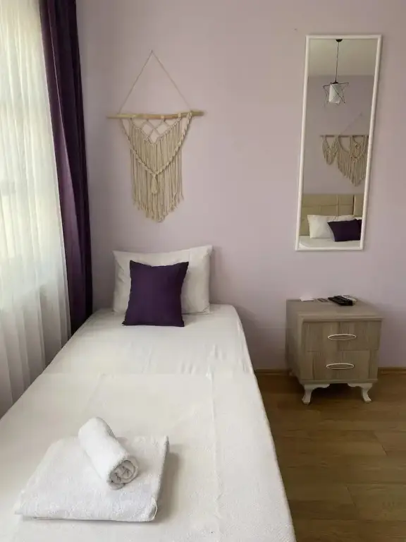 Бозджаада: Eylem Dinlenti Evi