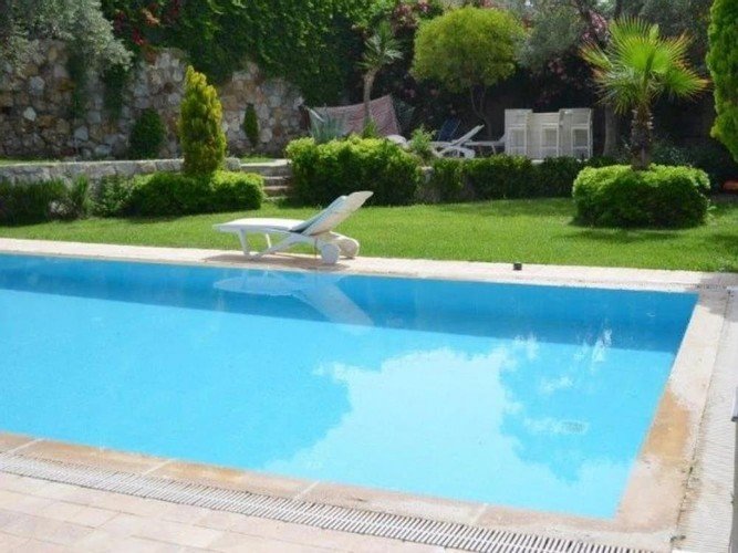 Битез: Villa Palmira