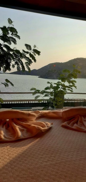 Ортакент: Bungalow With Pier Terrace View in Bozburun
