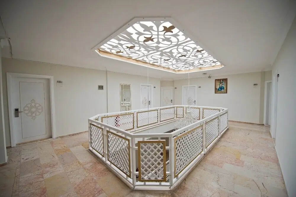 Анталья: Premier Inn City