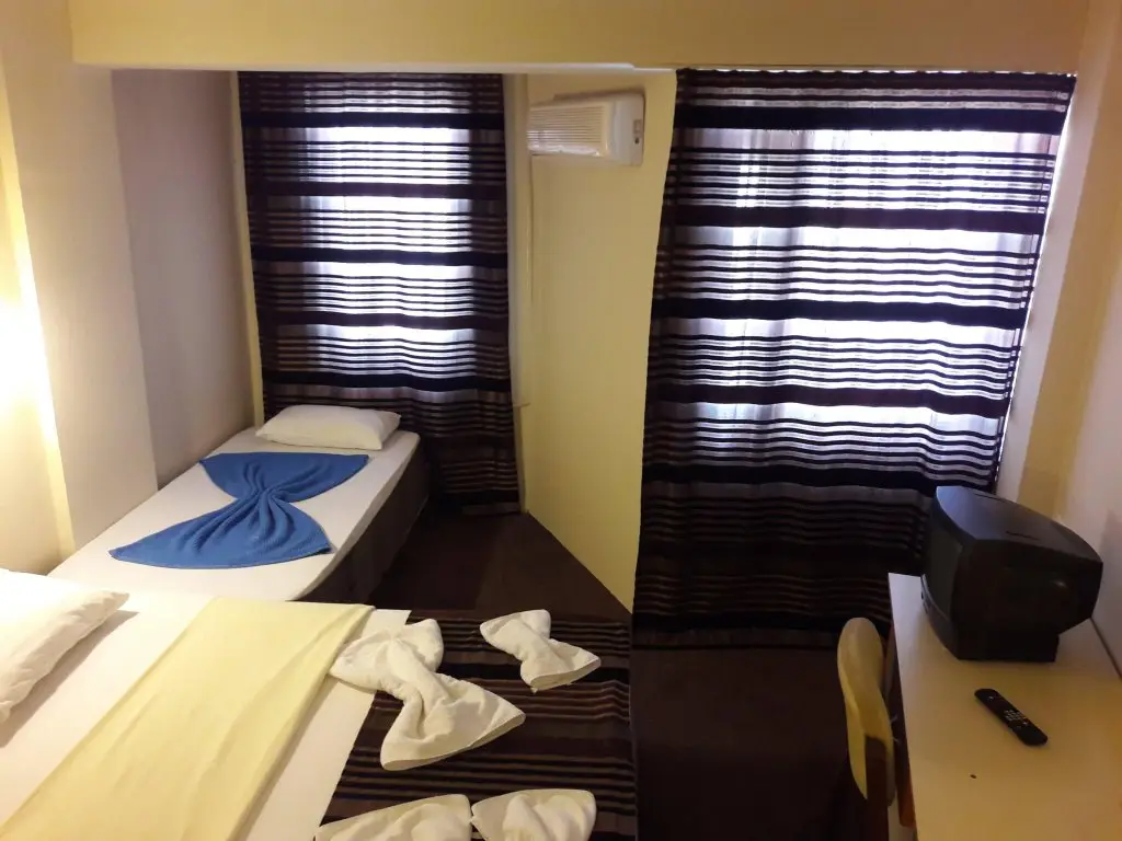 Айвалык: Club Urgench Hotel