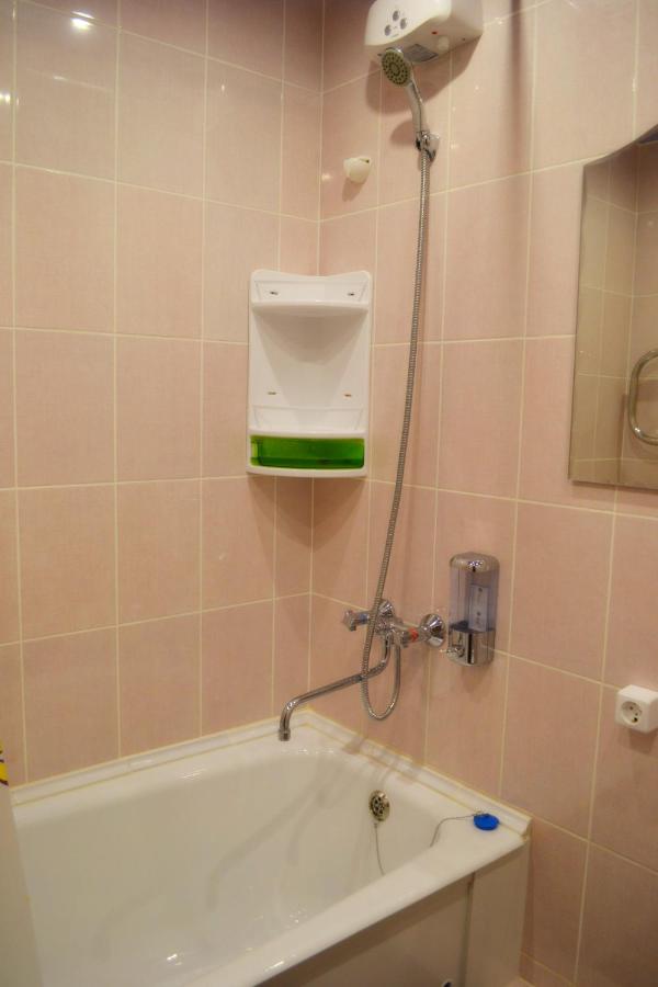Хабаровск: Apartment On Sheronova 123