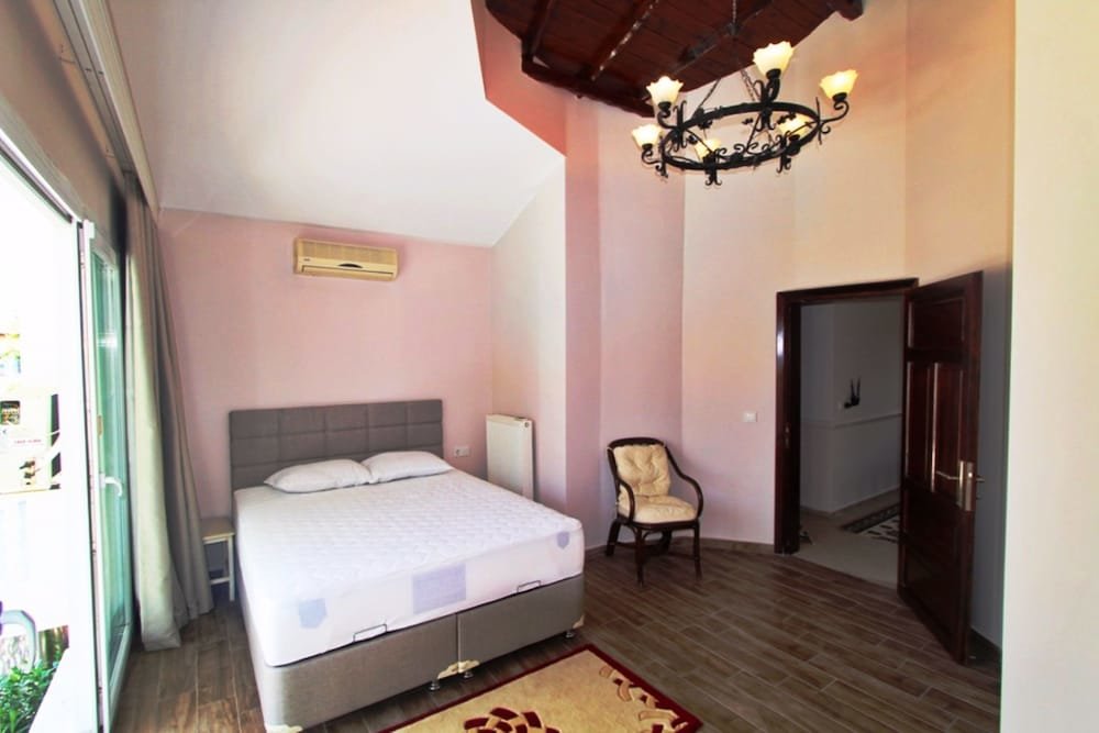 Фетхие: Villa Center
