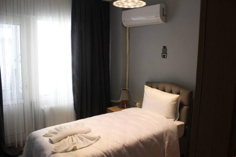 Стамбул: Azad Homes Mehrooz D:9