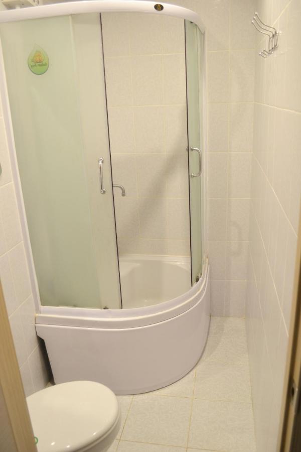 Хабаровск: Apartments Leningradskiy 11