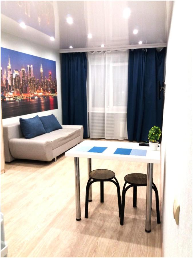 Хабаровск: Apartments Leningradskiy 11