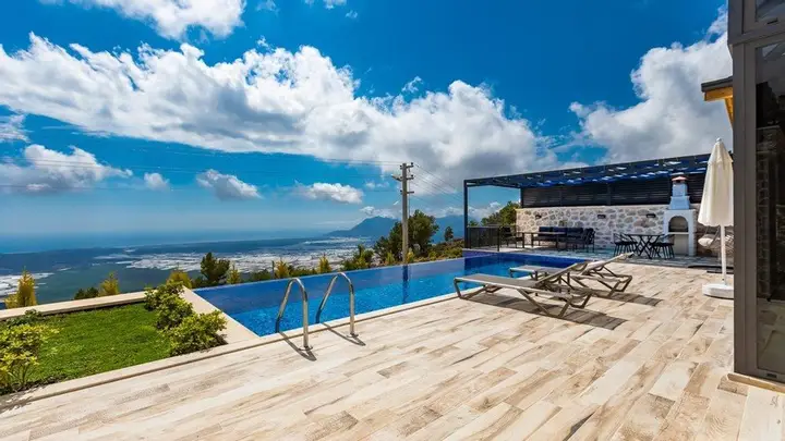 Исламлар: Villa Ayla