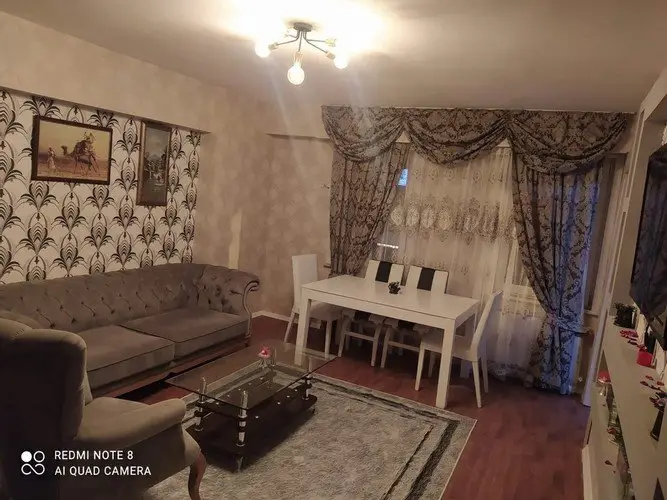 Стамбул: Uskudar Square Near Quality House