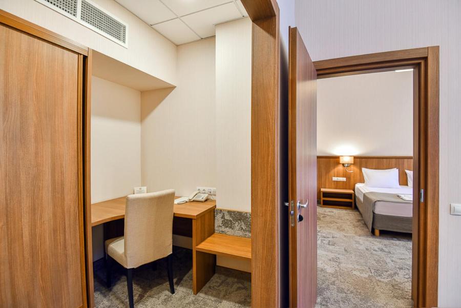 Киров: Alpha Business-Hotel